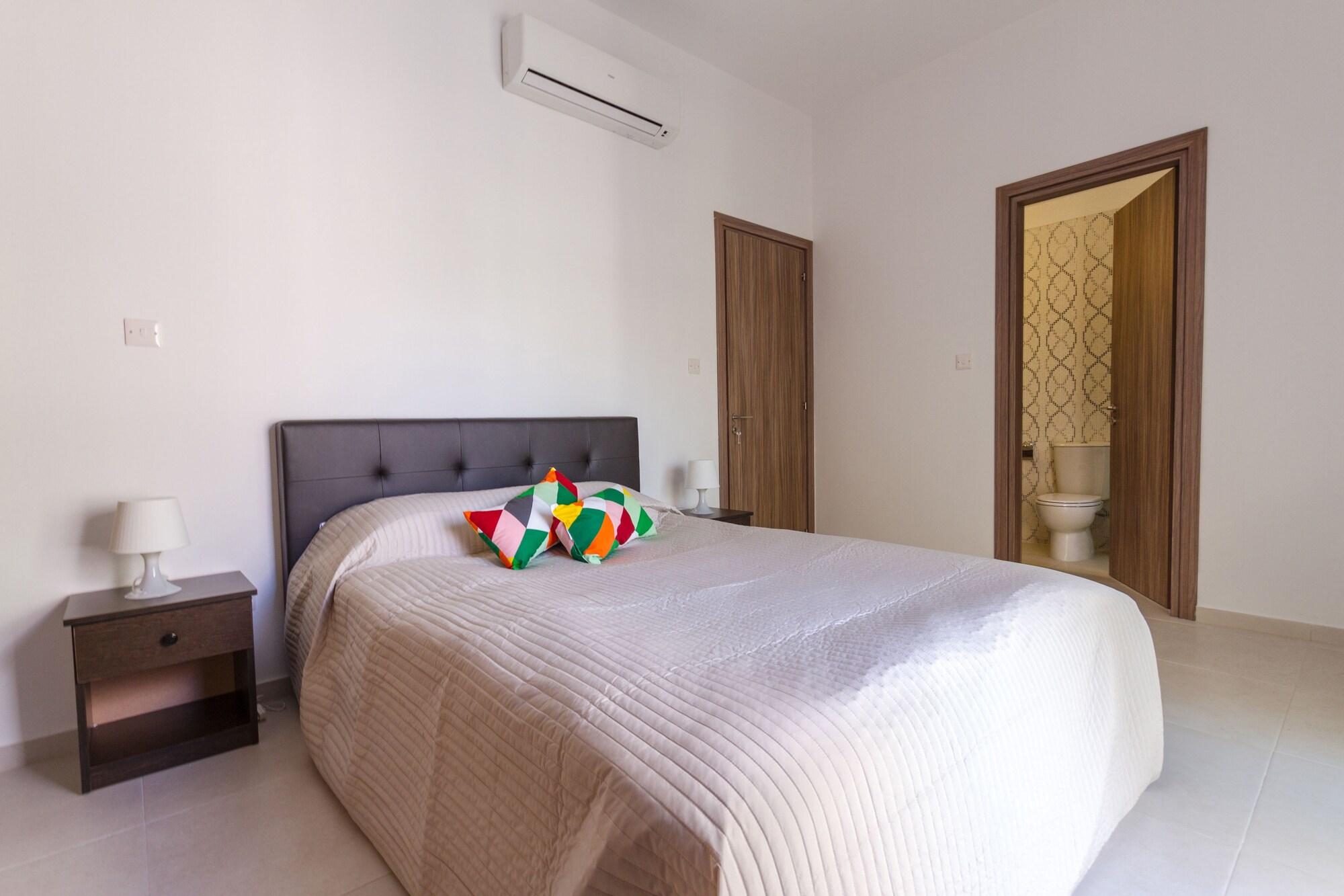Qcc Residence Larnaca Exterior photo